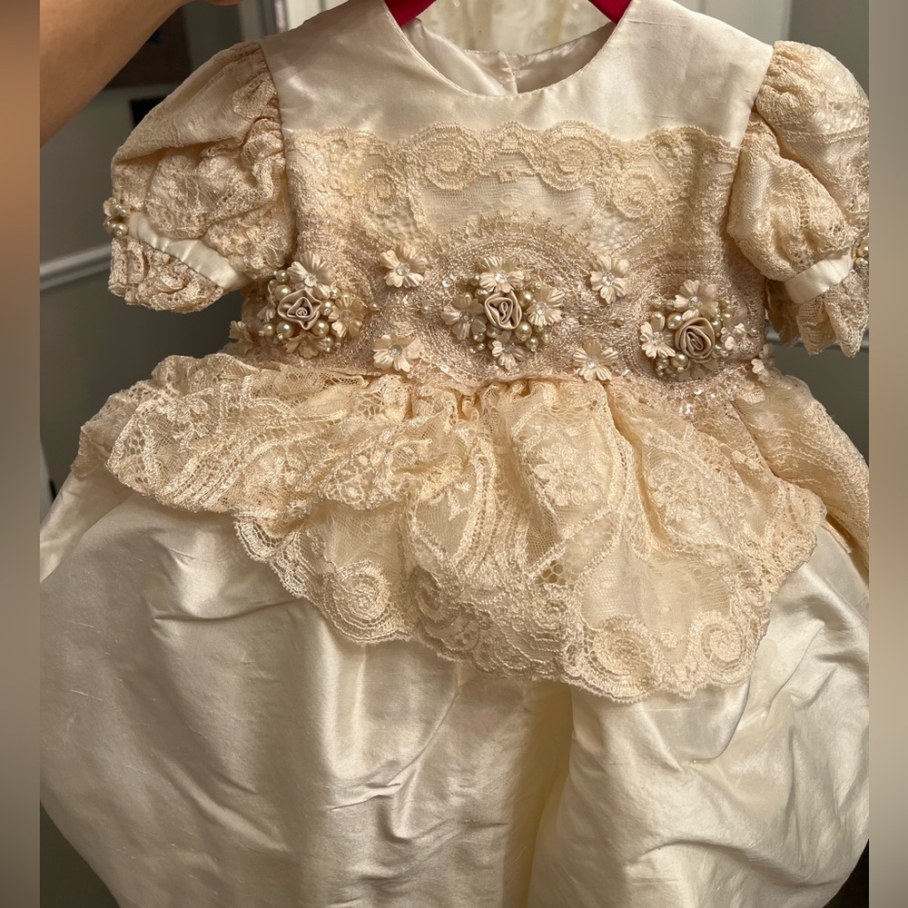 Lace & silk baby dress custom made with 3d rosettes and crystal 18M !